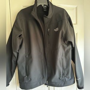Men’s northface jacket.